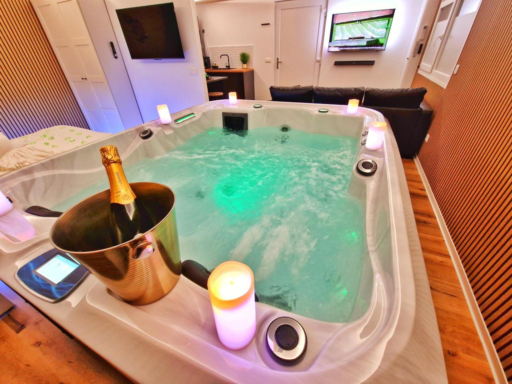 Relax Spa-4 Pers-Jacuzzi-Parking-Jardin-Clim-Colmar Muntzenheim Екстер'єр фото