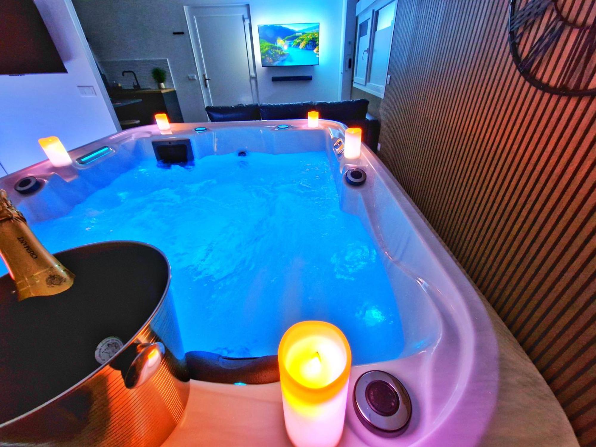 Relax Spa-4 Pers-Jacuzzi-Parking-Jardin-Clim-Colmar Muntzenheim Екстер'єр фото